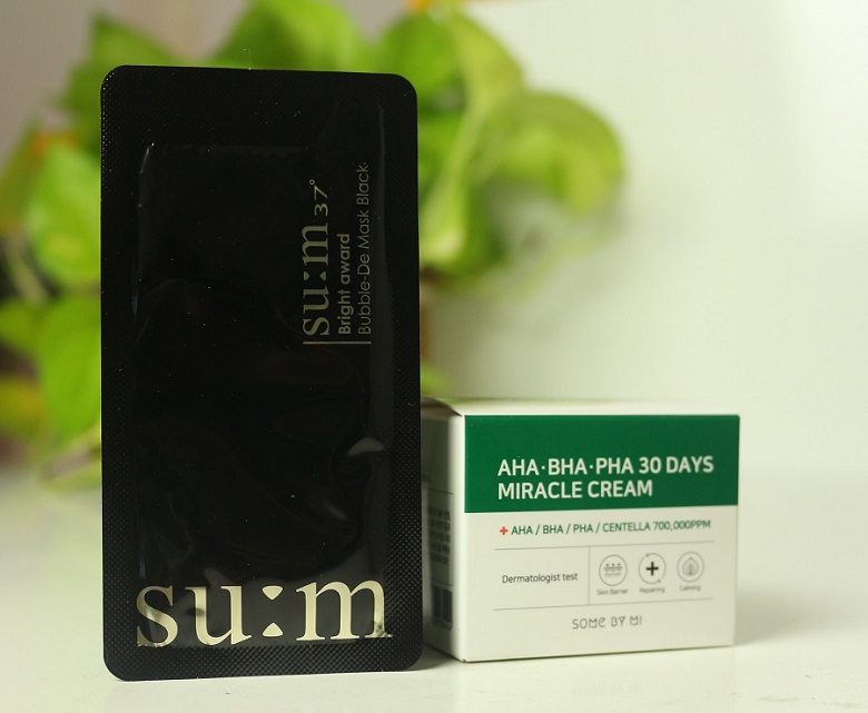 Mặt nạ sủi bọt Sum37 gói 4ml